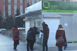ZDZiT reaguje na ogromne kolejki w Punkcie Obsługi Klienta w Olsztynie
