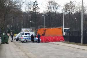 Śmiertelny wypadek w Olsztynku. Nie żyje rowerzystka