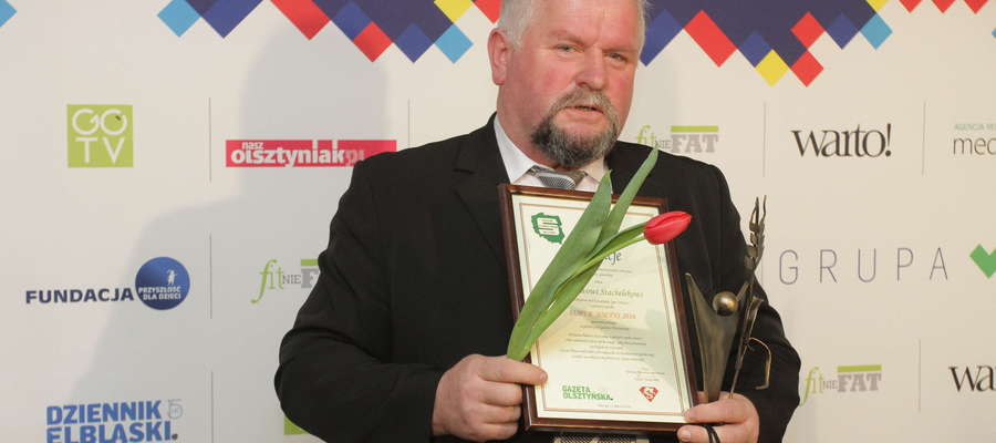 Stanisław Stachelek odebrał statuetkę Super Sołtysa podczas uroczystej  gali, która odbyła się w Olsztynie