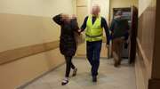 Sceny jak z horroru... Obudził się w fotelu, sąsiadka biła go tłuczkiem do mięsa