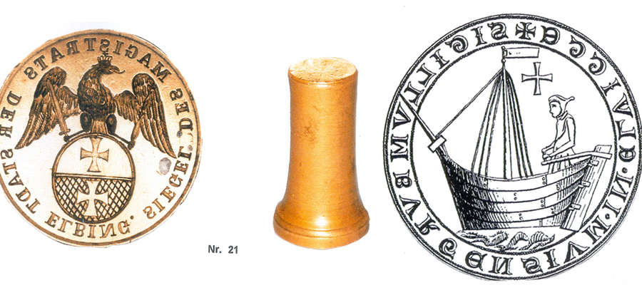 Najstarsza elbląska pieczęć (z prawej). Obok jeden ze stempli magistratu elbląskiego z kolekcji urodzonego w Elblągu Hansa Pfau'a, mieszkającego obecnie w Bad Berneck w Górnej Frankonii