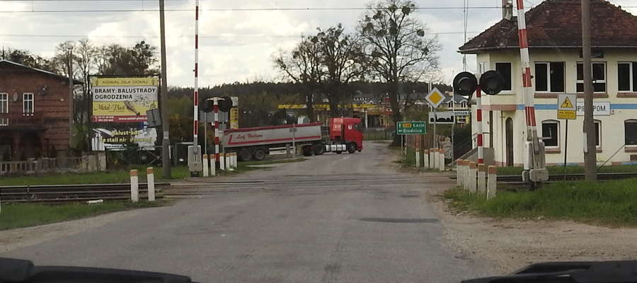 Przejazd kolejowy w Bielicach w ciągu drogi 538