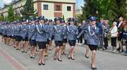 Polskiej policji przybyło oficerów