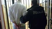 Włamał się do warsztatu samochodowego, a później go podpalił. Grozi mu do 15 lat więzienia