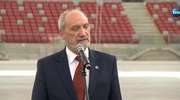 Antoni Macierewicz na ćwiczeniach przed szczytem NATO