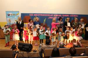 "Gwiazdy to my" konkurs piosenki dla najmłodszych
