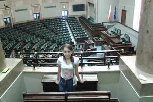 Uczennica SP w Kruszewcu wyróżniona w konkursie wiedzy o Senacie