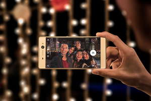 Sony Xperia XA Ultra - król selfie!