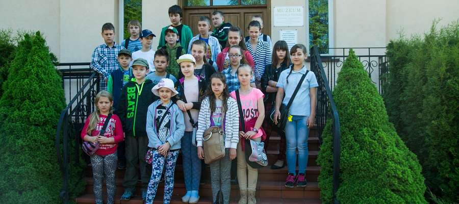 Dzieci ze Szkoły Podstawowej w Olszewie