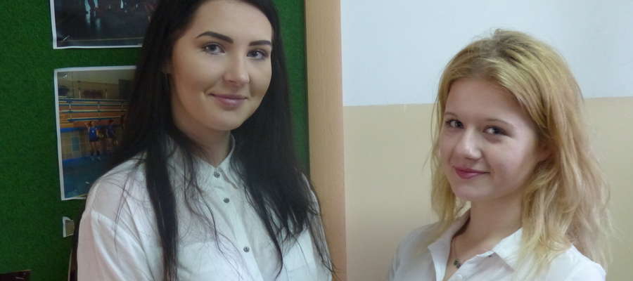 Milena Zęgota i Karolina Tomaszewska, absolwentki ZS nr 1 w Szczytnie