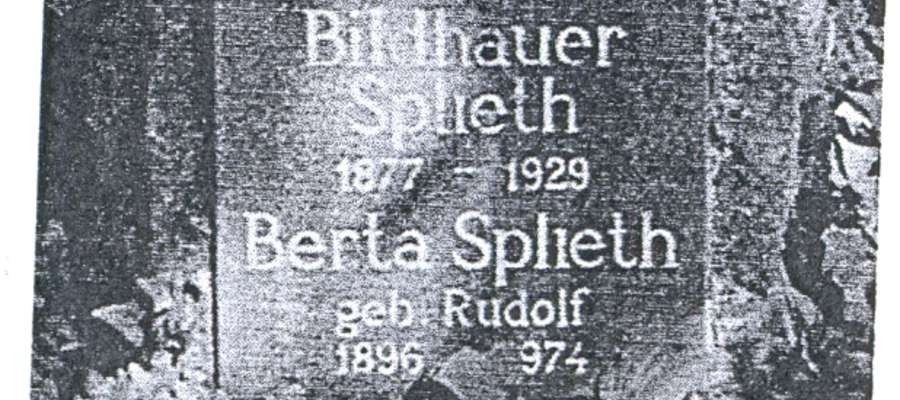 Dolna część nagrobka H. Splietha i jego żony na cmentarzu w Iserlohn