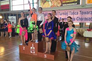 Najwyższe trofea tancerzy Uczniowskiego Klubu Tańca Sportowego 