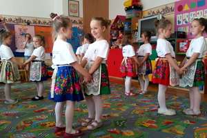 Występ 5-latków w Przedszkolu "Bajka"