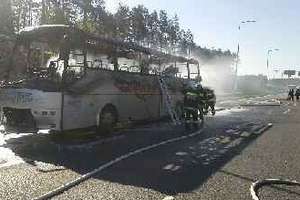 Autobus spłonął na S7 w pobliżu Olsztynka
