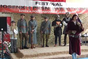 Szkolny Festiwal Piosenki i Pieśni Patriotycznej