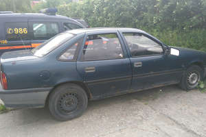 Niebezpieczne znalezisko w opuszczonym samochodzie w Olsztynie