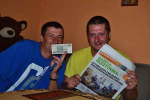 Paweł i Daniel z Olecka podzielą się stówką od gazety 