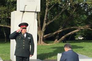 Prezydent Poroszenko oddał hołd ofiarom zbrodni wołyńskiej