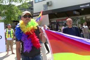 Geje i lesbijki protestowały w muzułmańskiej dzielnicy Sztokholmu