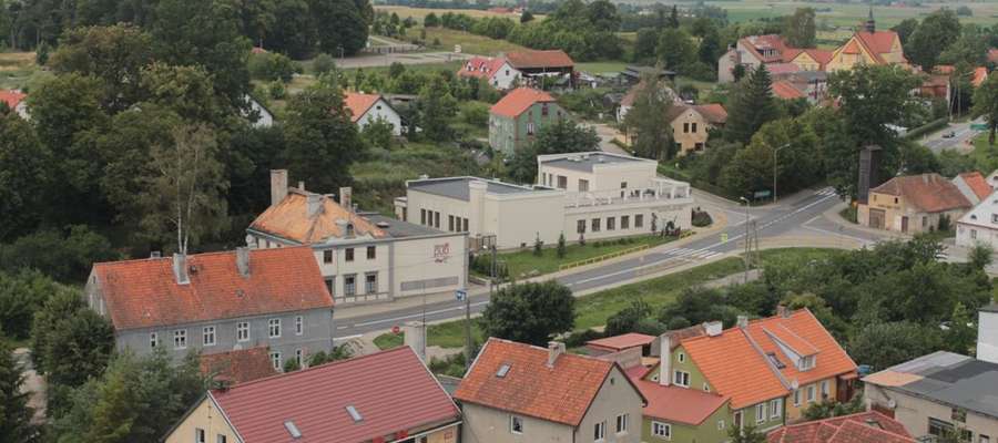 Widok na Bisztynek z kościelnej wieży