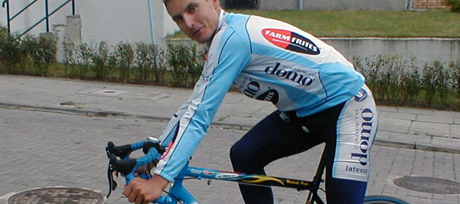 Piotr Wadecki jeszcze jako kolarz zawodowy w 2002 roku