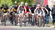 Paraolimpijczyk - Artur Korc wygrał wyścig o "Niedźwiedzią Łapę", Arkadiusz Jusiński- cykl Mazury MTB