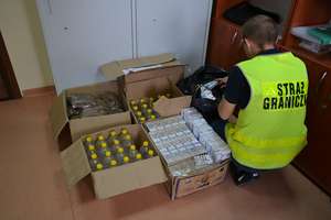 Lubawianka z nielegalnymi papierosami i alkoholem złapana przez Straż Graniczną