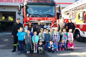 Dzieci z SP 6 odwiedziły strażaków 