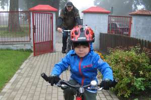 Dzieci do przedszkola przyszły pieszo lub przyjechały rowerem