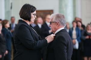 Mieszkaniec Bartoszyc odznaczony Złotym Krzyżem Zasługi