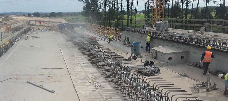 Budowa mostu nad Nogatem w Jazowej na ekspresowej siódemce