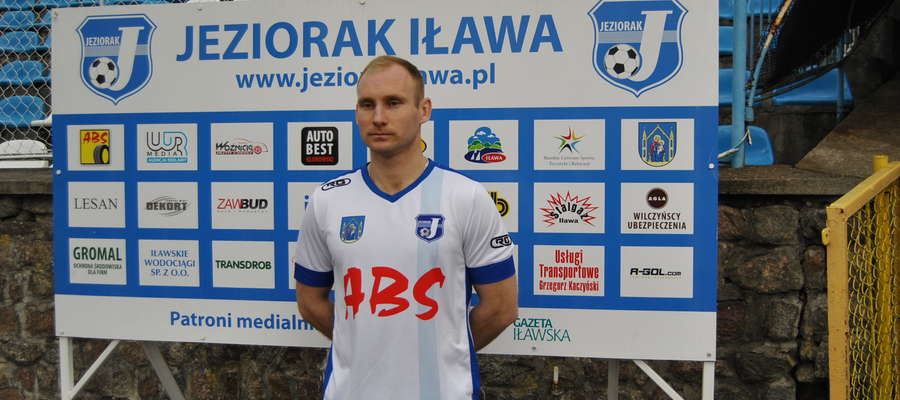 Daniel Madej strzelił dwie ostatnie bramki dla Jezioraka w meczu WPP z Gminą Kozłowo