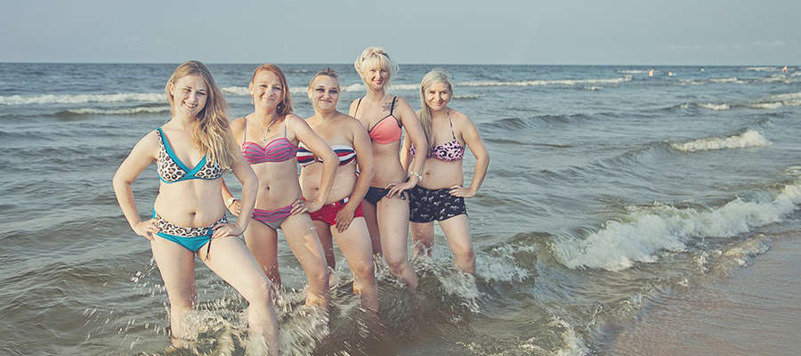 Od lewej: Alicja Jurkowska, Ewelina Ponke, Marta Justa-Janiszewska, Roksana Nadolska i Karolina Golędzik