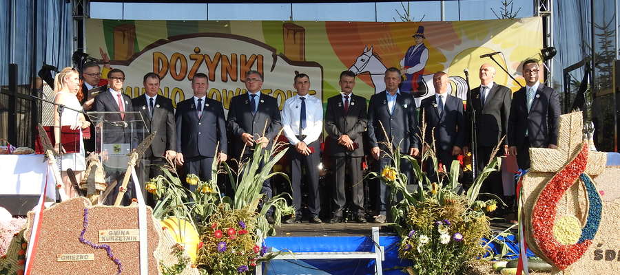 Rolników z całego powiatu nowomiejskiego uhonorowano medalami Zasłużony dla Rolnictwa