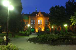 W nocy zobaczą najstarszą szkołę w Olsztynie