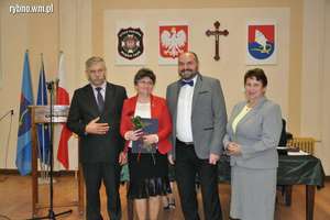 Nagrody wójta Tomasza Węgrzynowskiego dla nauczycieli