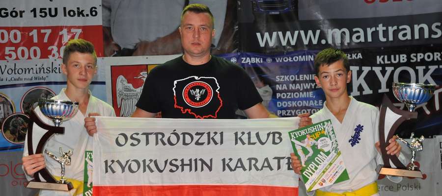 Trener Artur Małż z medalowym duetem na turnieju w Ząbkach