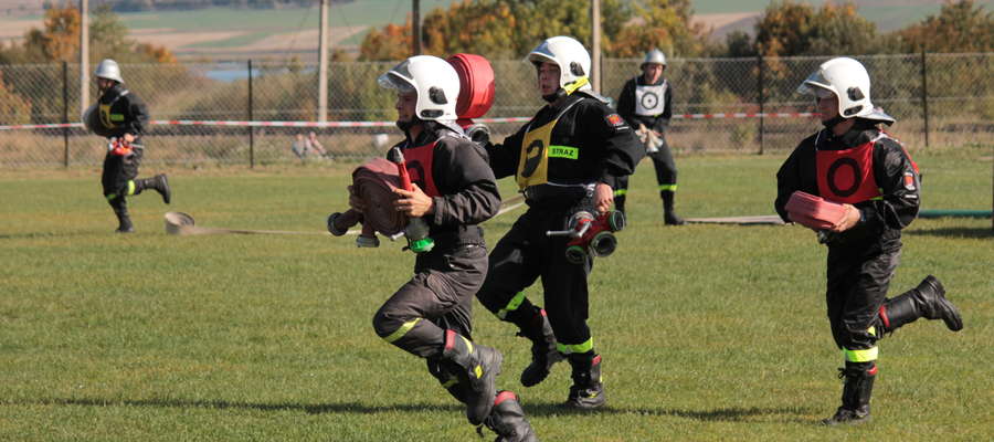 Strażacy OSP powiatu bartoszyckiego rywalizowali w zawodach sportowo-pożarniczych w Sątopach-Samulewie.