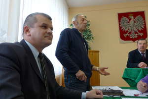 Kurniki zdominowały sesję rady gminy w Kozłowie