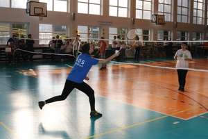 Niepełnosprawni grają w badmintona