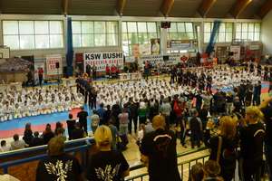 Udany start karateków z Olecka na turnieju w Józefowie