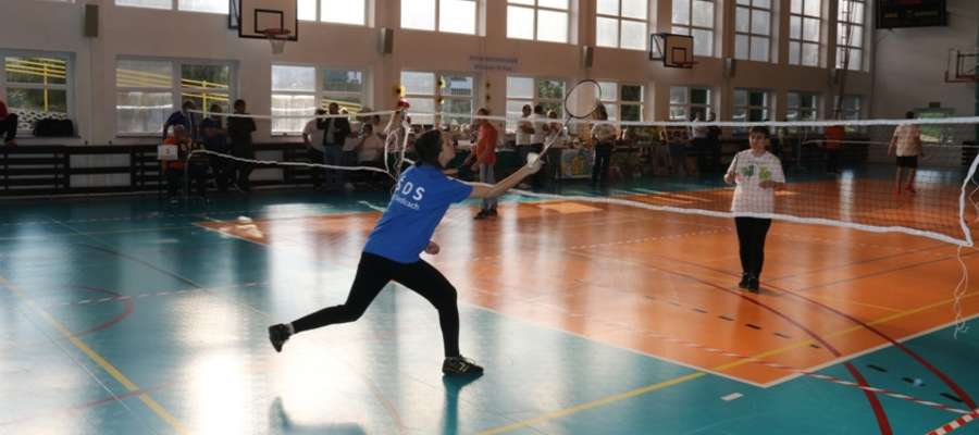 Rozgrywki badmintona niepełnosprawnych w Wilkasach