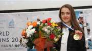 Gratulacje, wzruszenie i radość – przywitanie Julii Szmit