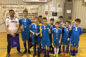 Legia-Bart zwyciężyła w mikołajkowym turnieju piłkarskim młodzików