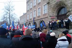 Protest przeciwko rządowi w Olsztynie [FILM]
