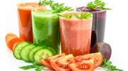 Dlaczego warto pić soki owocowe i warzywne?