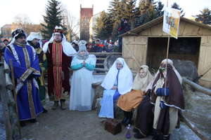 Już piąty raz mieszkańcy Bartoszyc przeszli z Orszakiem Trzech Króli