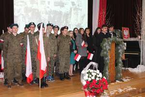 Szkoły upamiętniły 97. rocznicę powrotu Lubawy do Macierzy