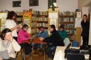 Wiosenne spotkanie w bibliotece w Kowalach Oleckich 
