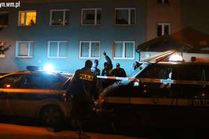 Tragiczny wieczór na Żołnierskiej w Olsztynie. Pod blokiem znaleziono ciało mężczyzny